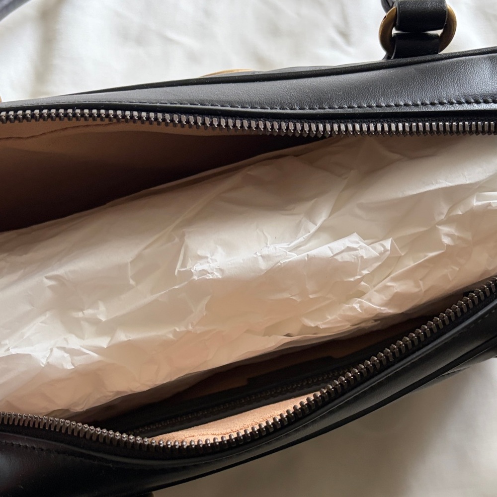 Gucci GG Marmont Matelassé Top Handle Bag *RESERVED* - Picture 4 of 9